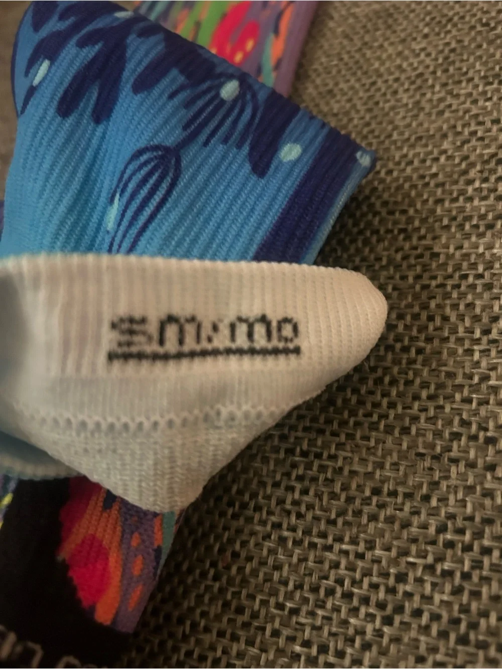 Pro Compression coral reef design socks sm/med